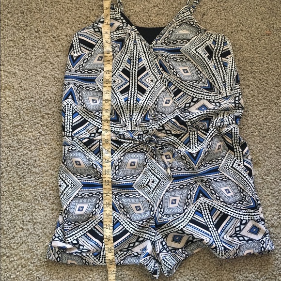 Fun geometric romper! - Picture 5 of 5